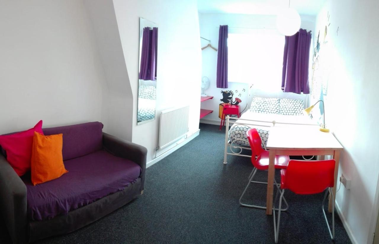Igloo Backpackers Hostel & Annexe Nottingham Extérieur photo