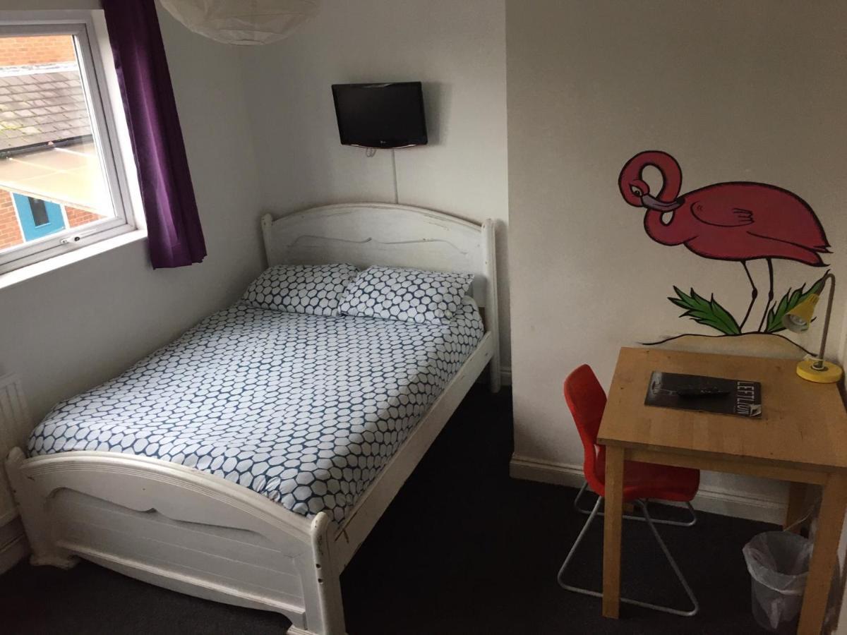 Igloo Backpackers Hostel & Annexe Nottingham Extérieur photo